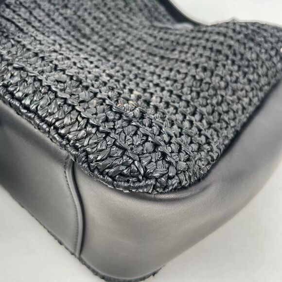 Ysl Women Pre-Loved Bag Very Good Condition - Picture 6 of 9